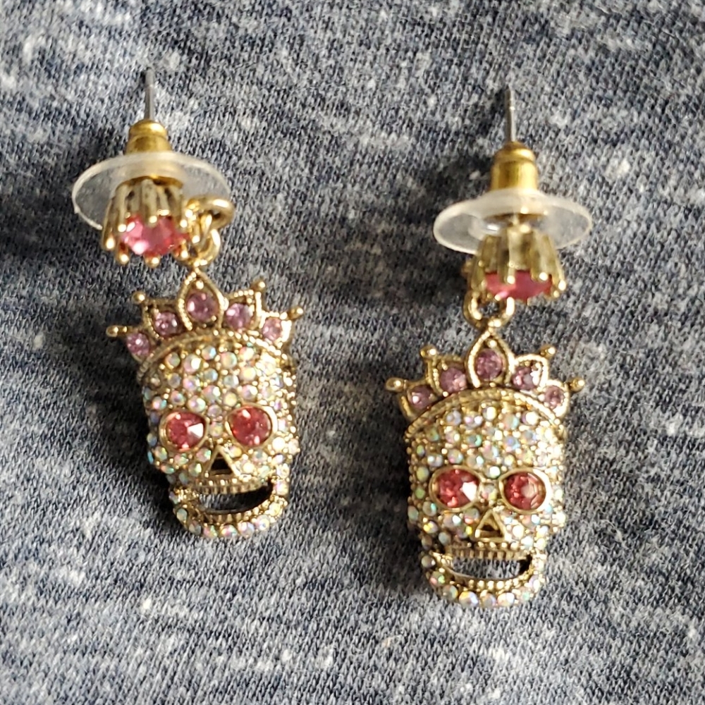Betsey Johnson Skull Earrings